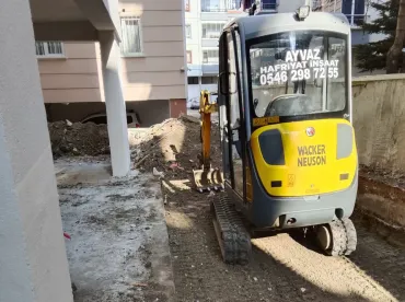 İncek Bina Etrafı Kazım